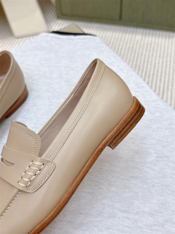 2025112812728931 310